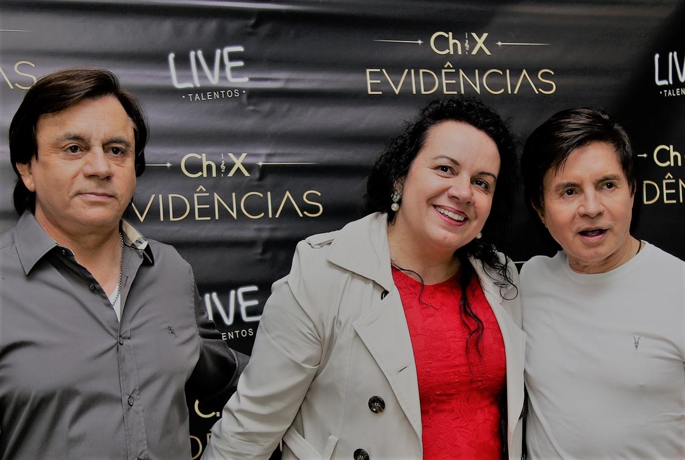 Liliani em evento com artistas